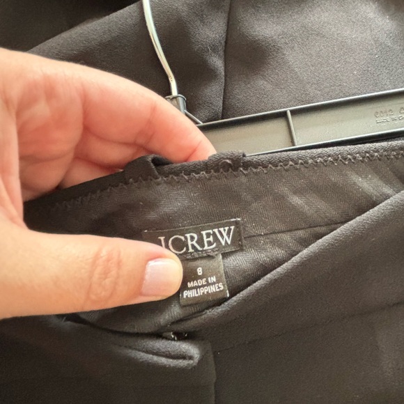 Essential pant in city crepe from J.Crew - Picture 4 of 4